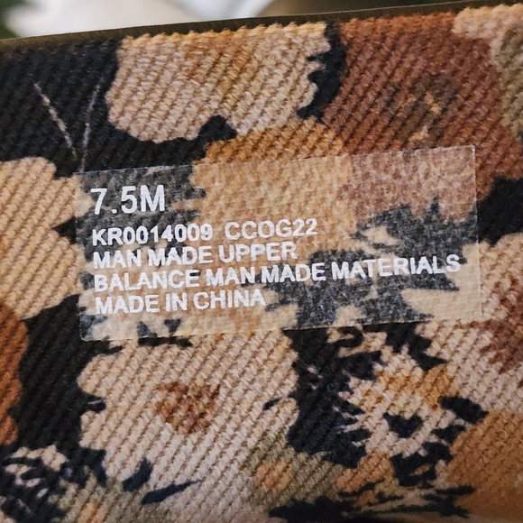 Korks Marci Black Heeled Boots - Picture 3 of 9